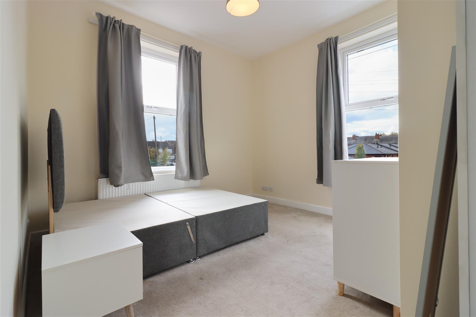 1 bed property in Chester Street, Chesterfield